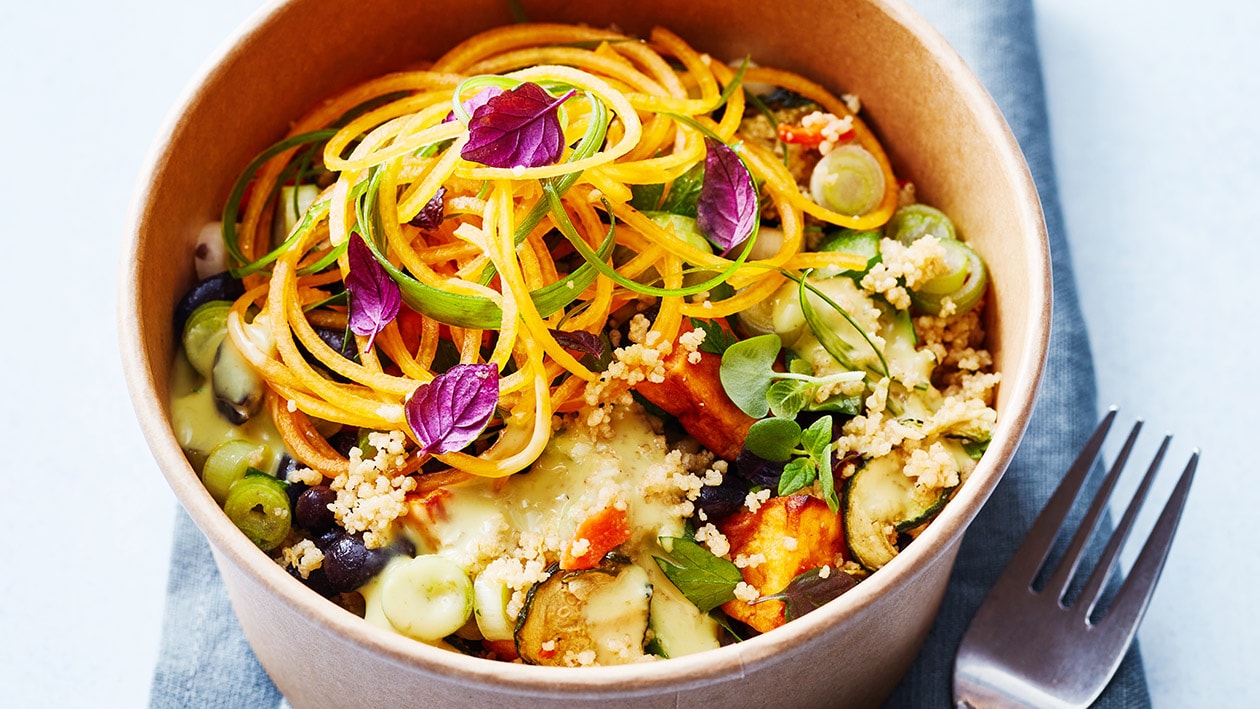 Couscous salade met geroosterde zoete aardappel en avocado appel vinaigrette (delivery) Couscous salade met geroosterde zoete aardappel en avocado appel vinaigrette (delivery)